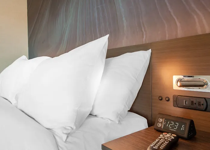 Hilton Garden North Scottsdale 4*