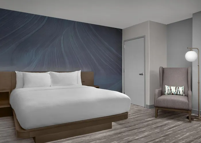 Hilton Garden North Scottsdale 4*